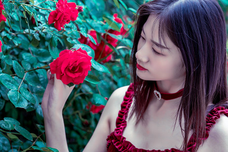 高价婴儿学步鞋值得买吗？医生：鞋底软、薄是关键